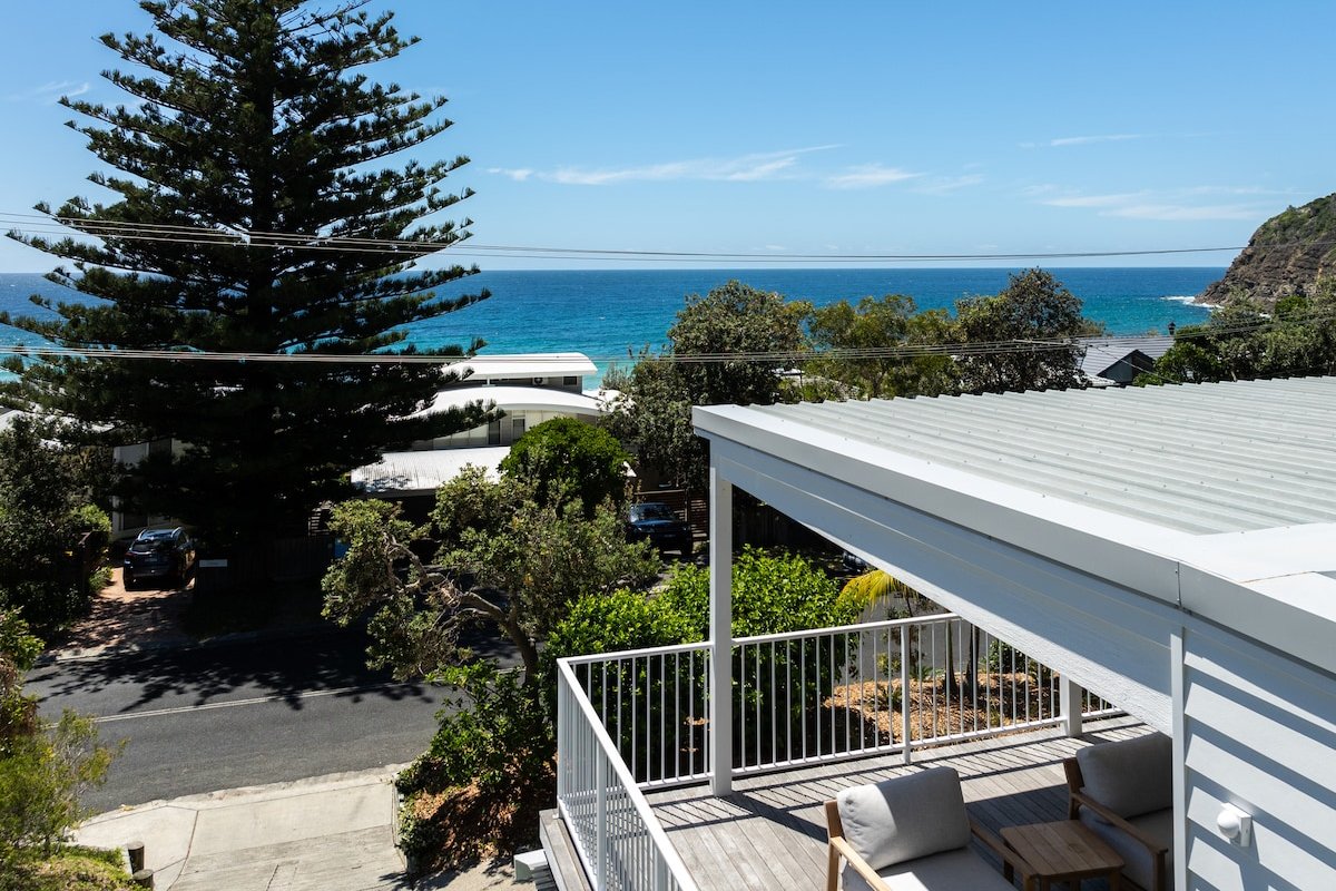 Beachside luxury holiday with views Little Umi gallery image 2