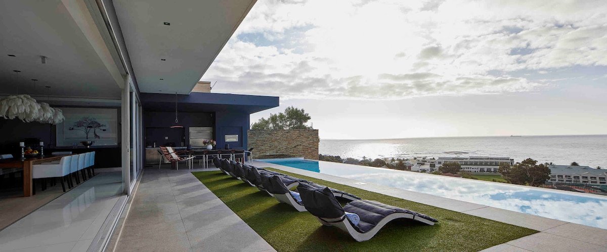 22 Geneva Camps Bay -solar back up system- OWNER gallery image 4