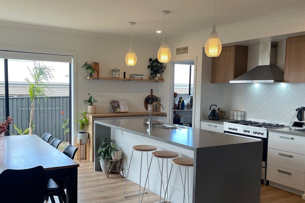 Costal Family Home gallery image 3