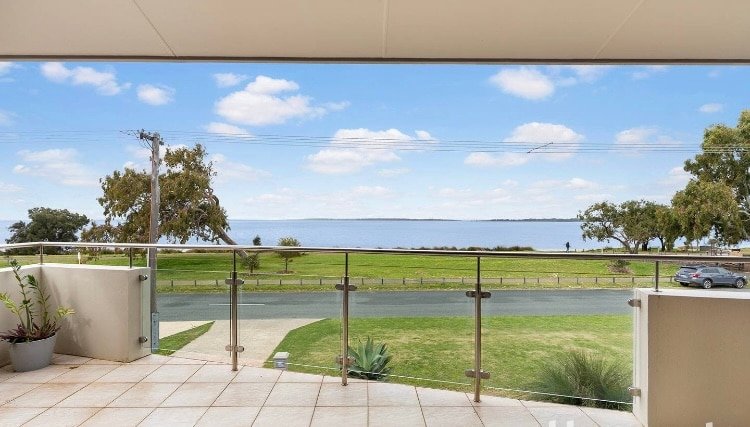 ShoreView Falcon with pool gallery image 2