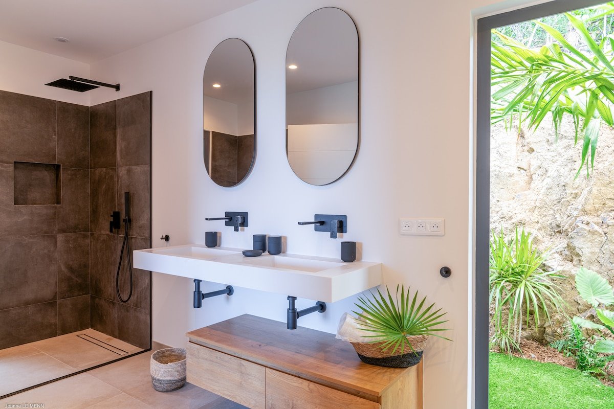 Flamand Escape gallery image 2