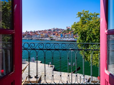 NorteSoul PaV – 2Bedroom w/Balcony & River View