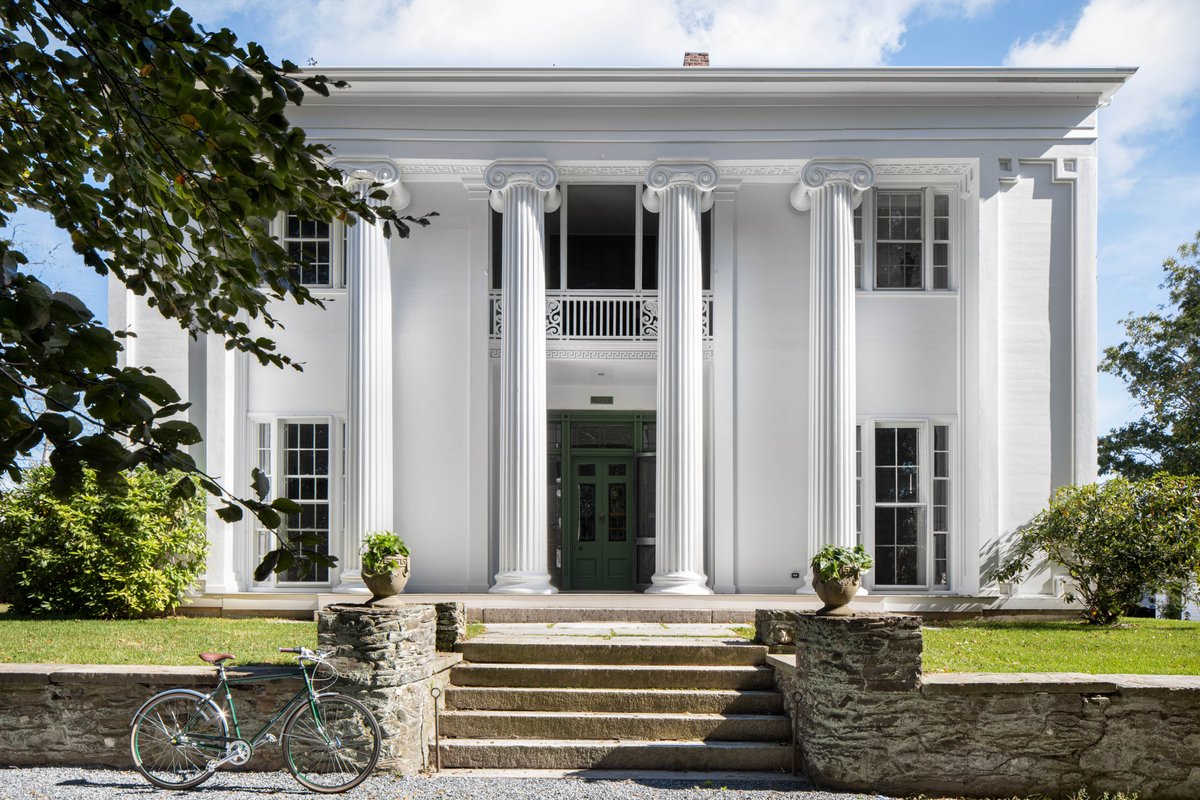 Beautiful historic home in Newport