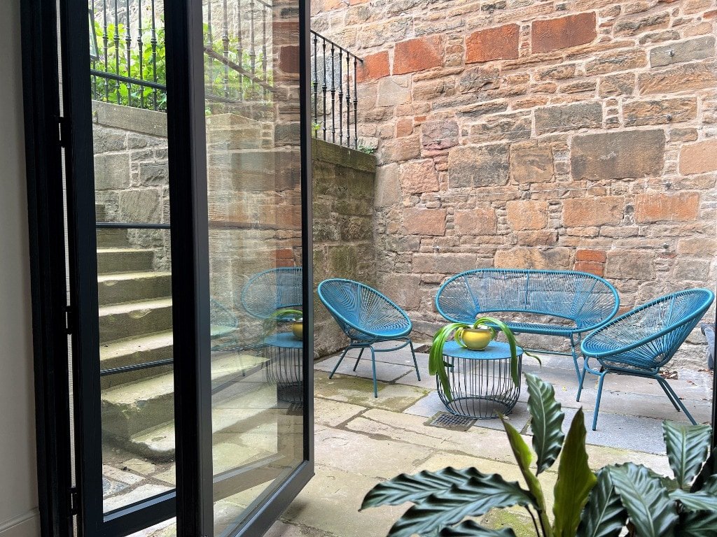 Stylish Georgian city unit gallery image 3