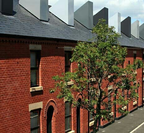 Cozy Three Bedroom Home Media City/ Free Beverages