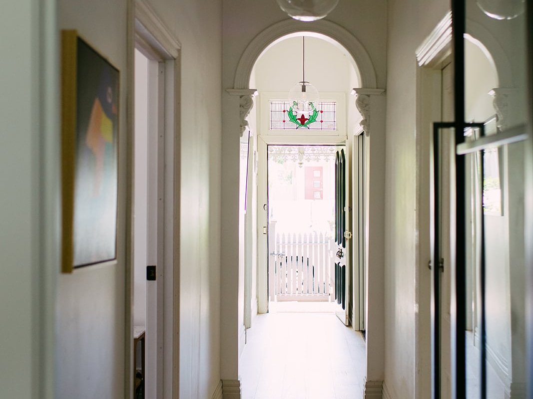 15 min to CBD | 10 min to MCG gallery image 3