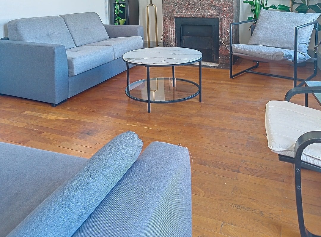 Spacieux T3 80 m² plein centre presqu’ile ! gallery image 2