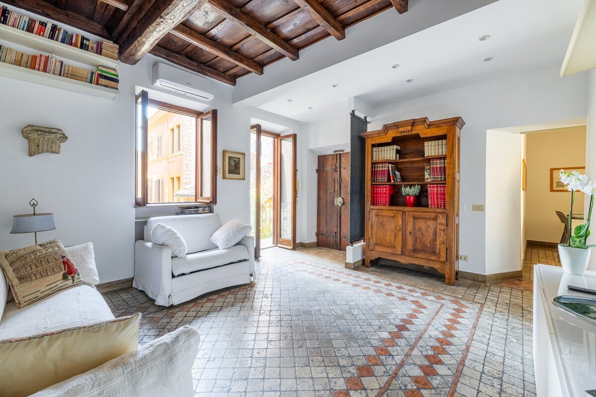 Prestigious 2 bedrooms Domus in Forum Area gallery image 4