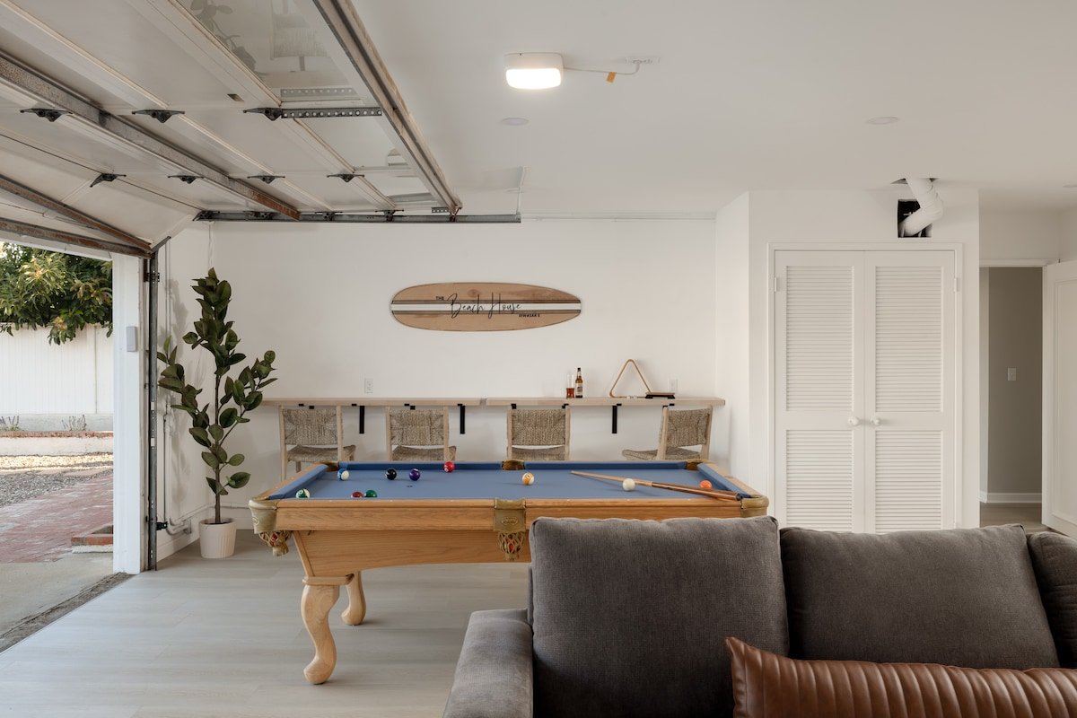 Large Oceanfront Home | Hot Tub | Game Room | AC gallery image 3