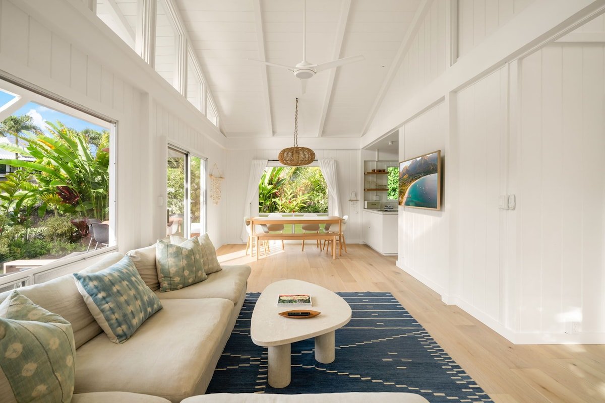 Luxurious One Hanalei, Walk to the Bay! TVNC #1168 gallery image 5