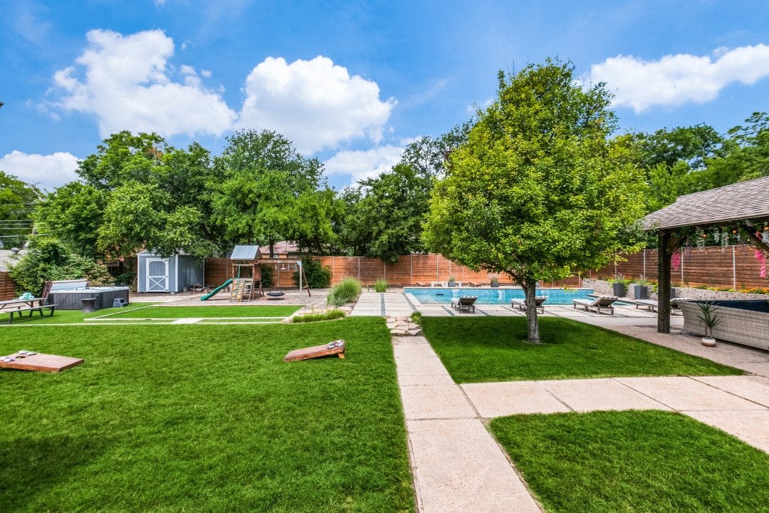 Ranch Home Resort on 1/2 Acre – Hot Tub & Big Yard gallery image 2