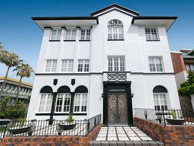 The Carrington Manor 1