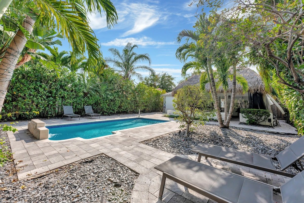 Daddy house-Victoria park with pool gallery image 4