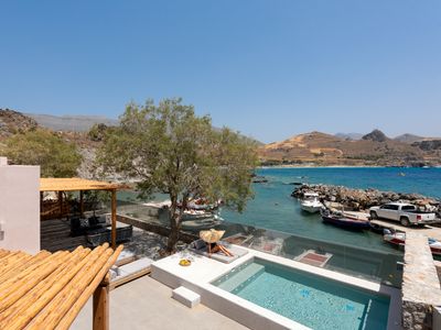 Isla Beach House, a Timeless Retreat