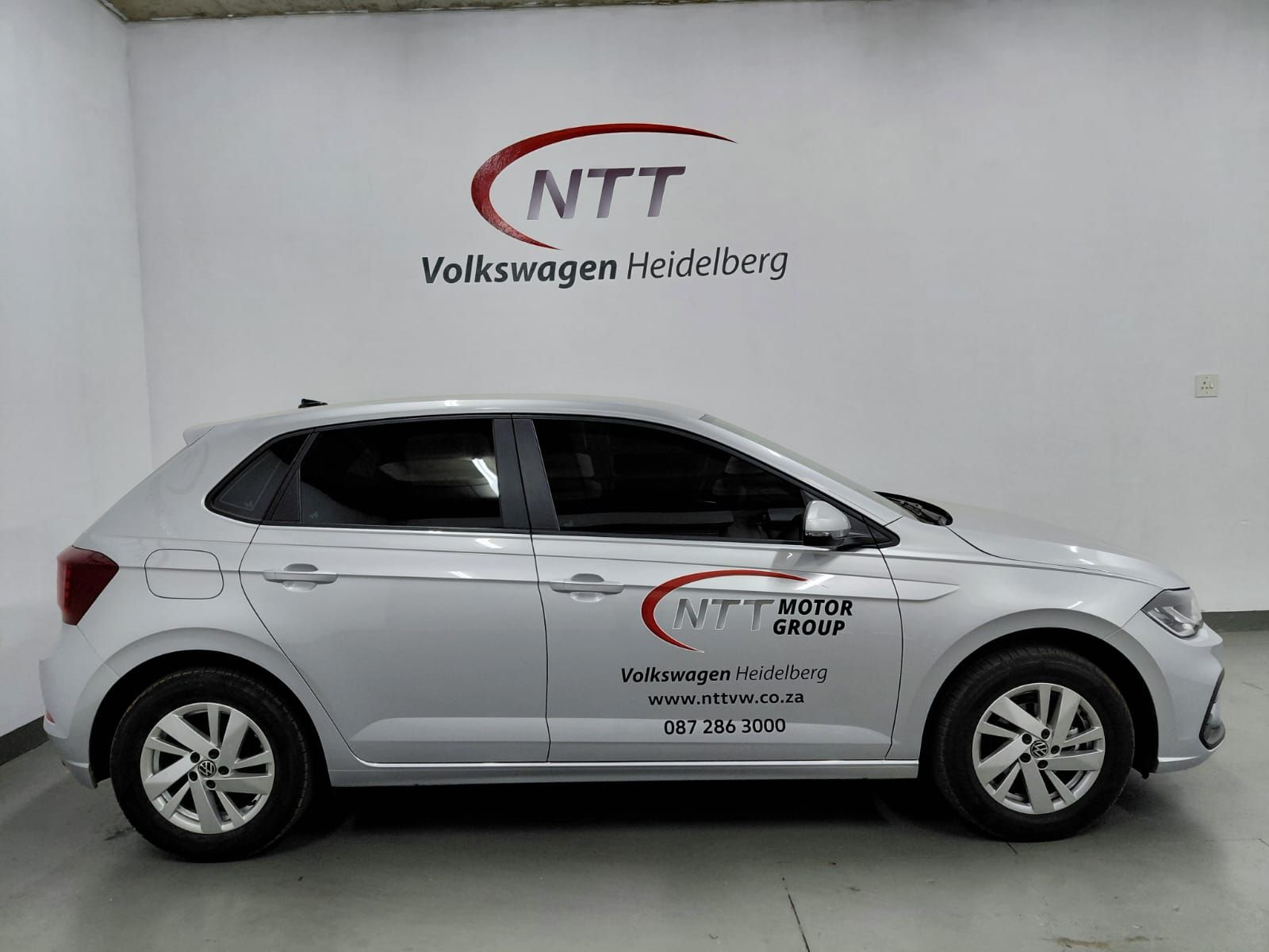 Used car gallery