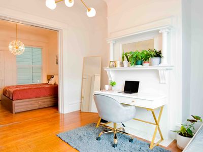 Sunny Full Floor 3 Bedroom Mission Dolores Flat