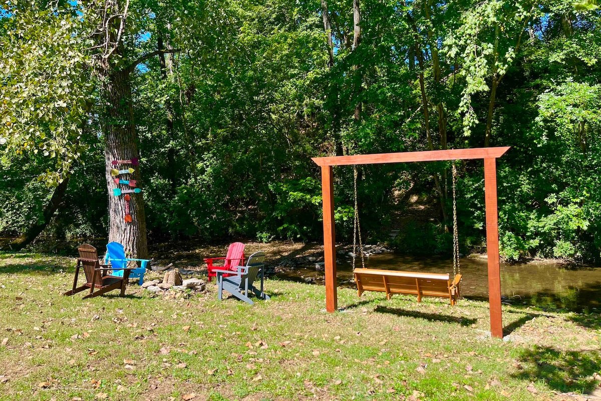 *SeCrEt RiVeR* MUSIC CITY Retreat! gallery image 4