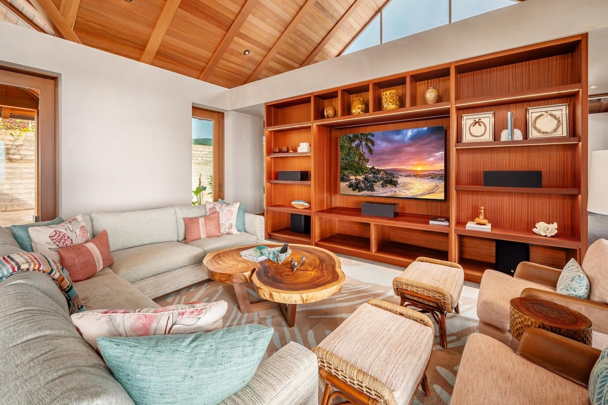 Hale Malie Luxury 4 Bedroom Home w/Private Pool gallery image 3