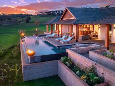 Hale Malie Luxury 4 Bedroom Home w/Private Pool