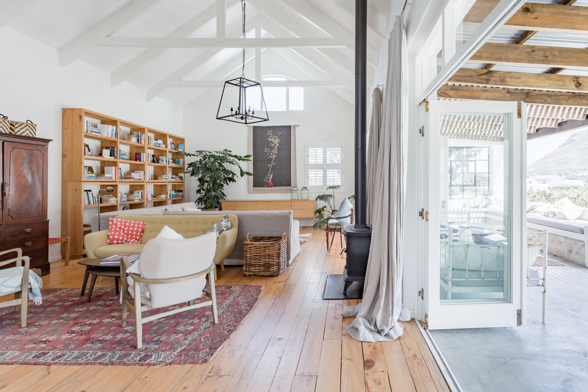 Private Villa on 5 Acres of Stunning Farm