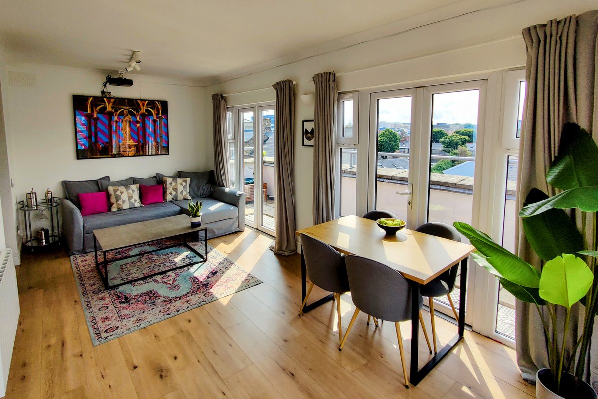 Penthouse / rooftop terrace The heart of the city