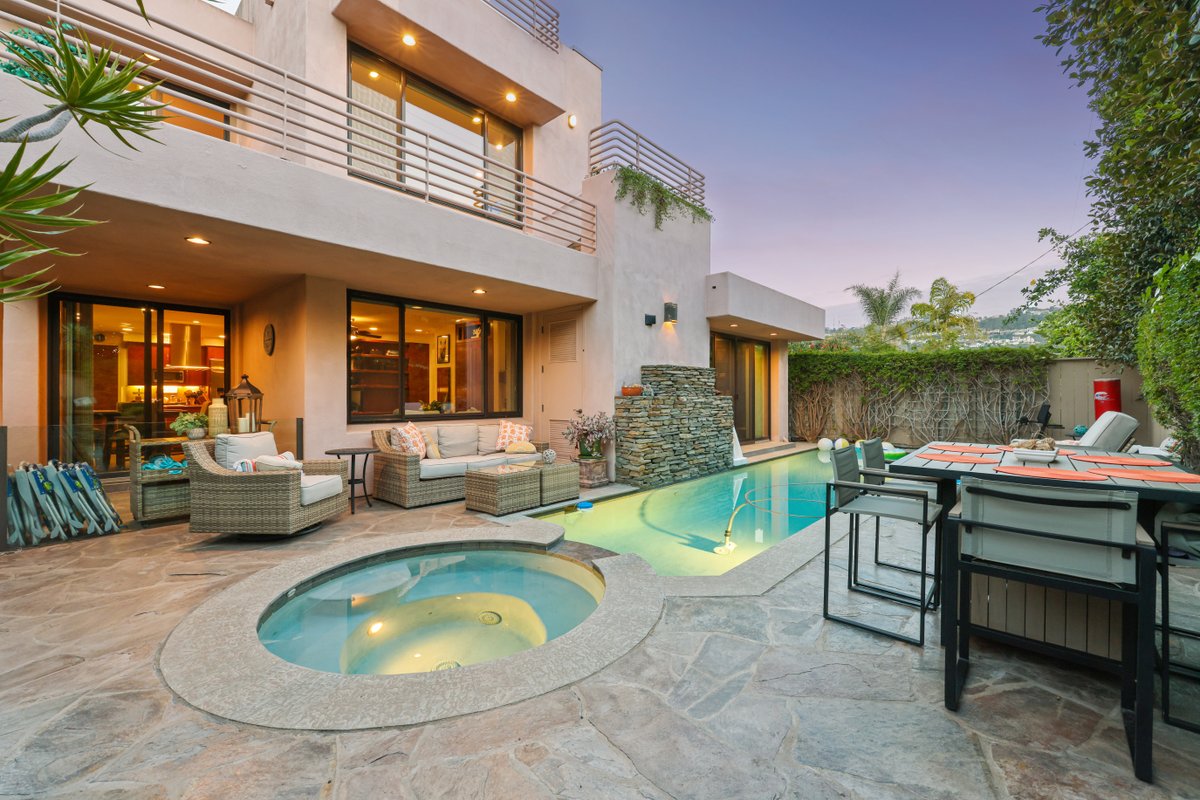 La Jolla Sunset Beach House