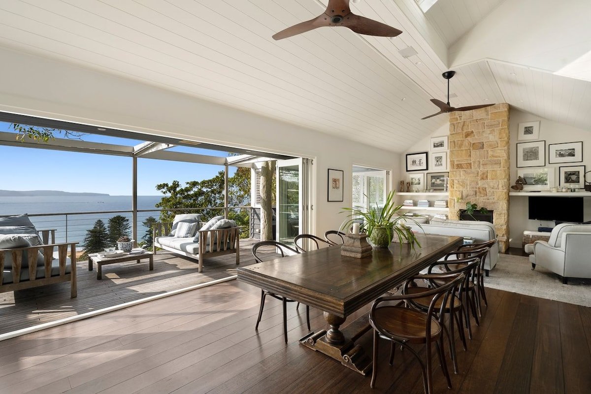 Freya by Palm Beach Holiday Rentals gallery image 3