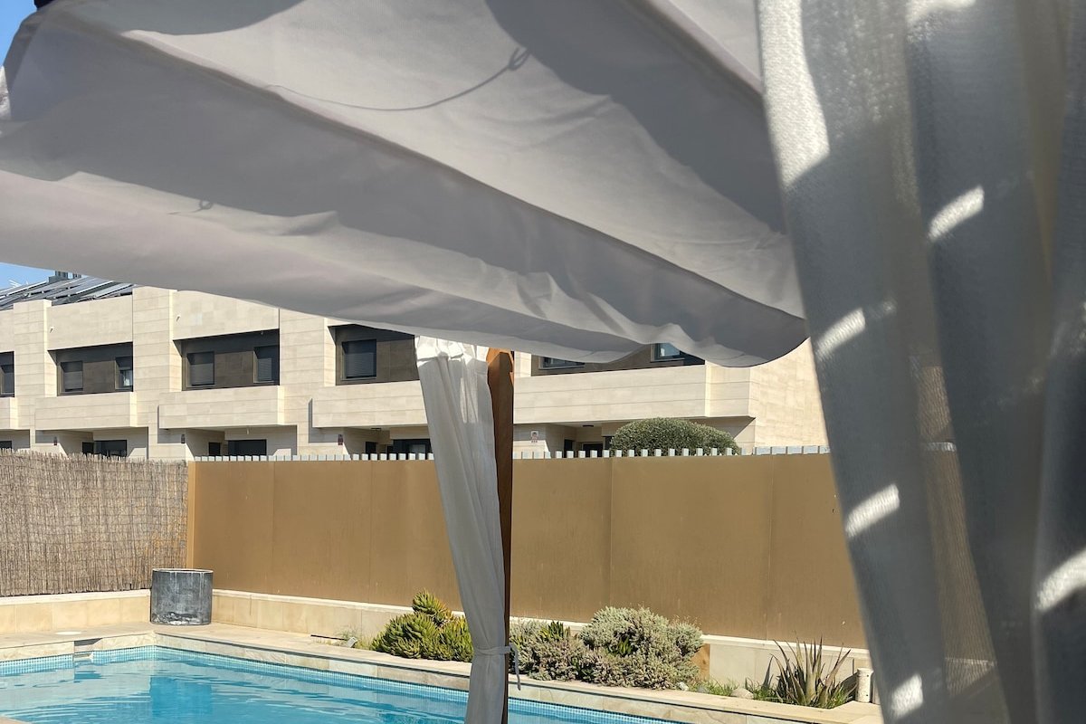 IFEMA,Villa Preciosa/ Madrid piscina privada wifi gallery image 3