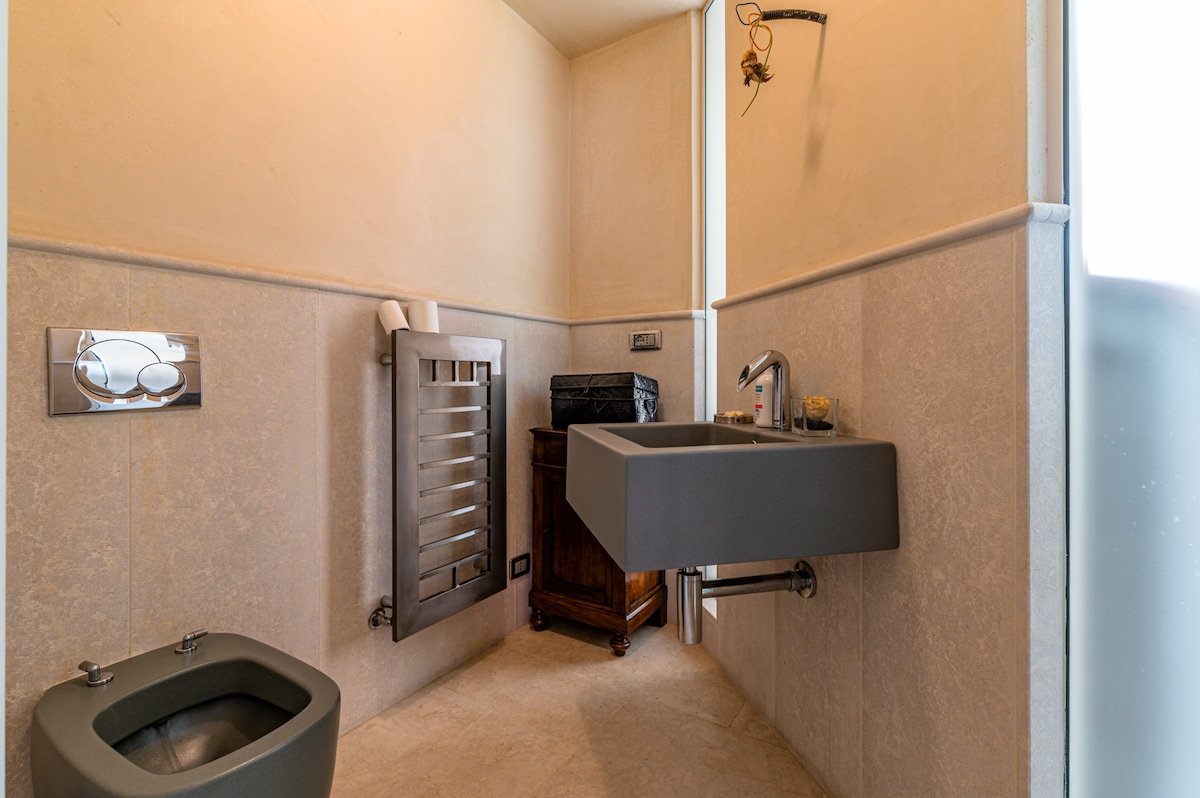 Vicino Bergamo e aeroporto con piscina e giardino gallery image 5