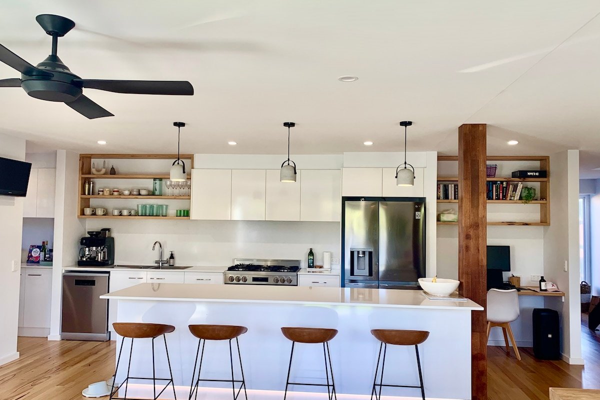 Heated pool, luxury family beach house gallery image 4