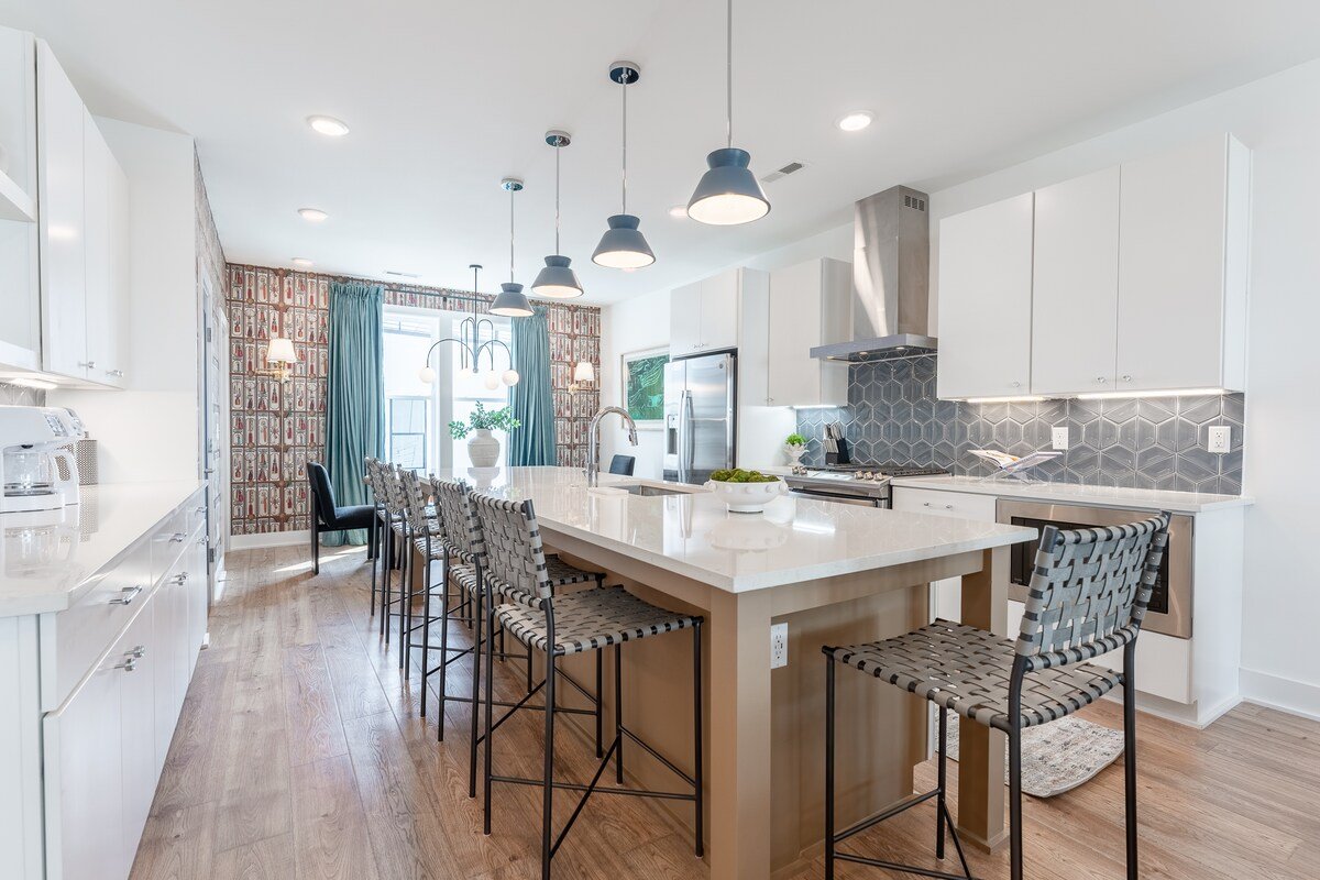 Nora & Nolan at the Lucy – Dual Homes + Hot Tub gallery image 2