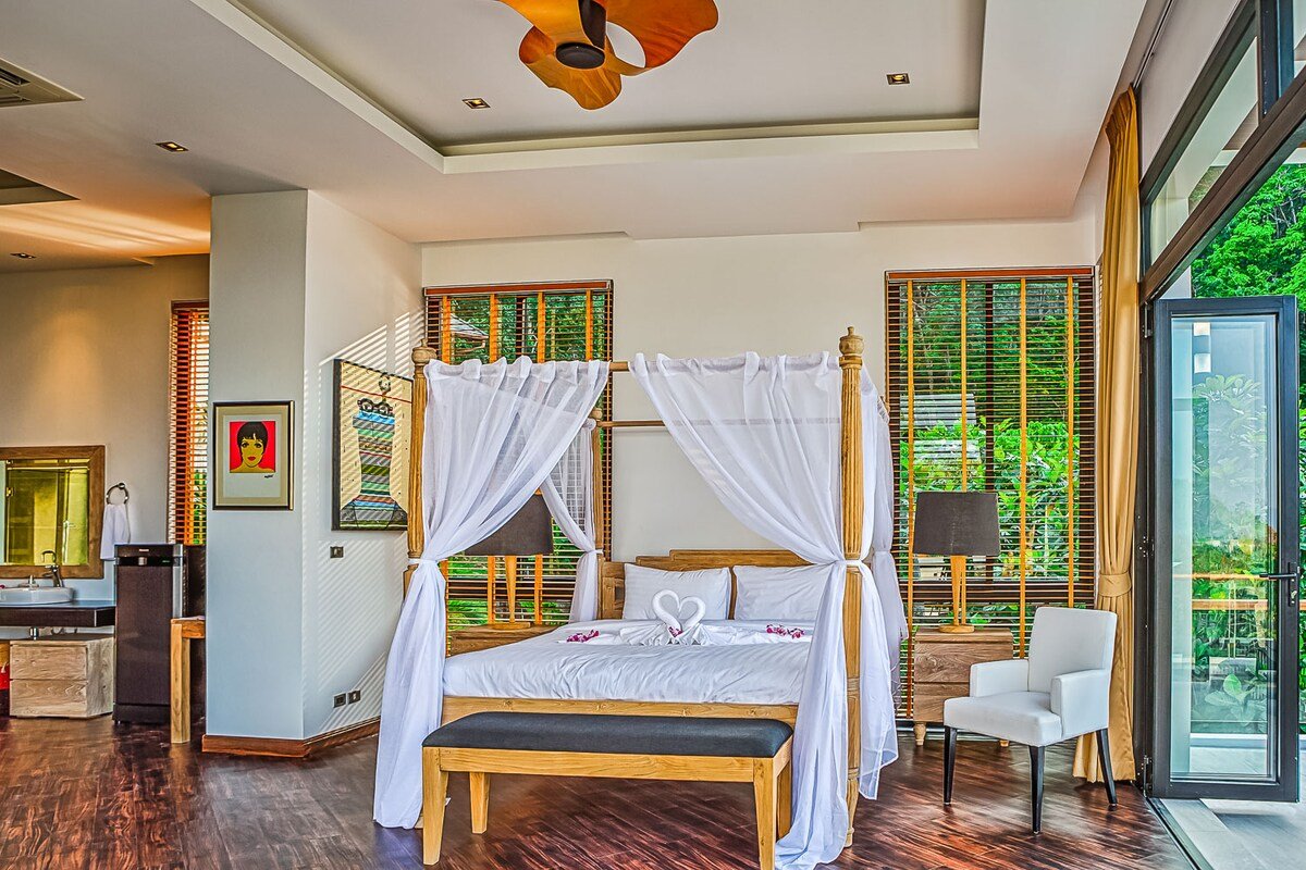 Grand Villa gallery image 3