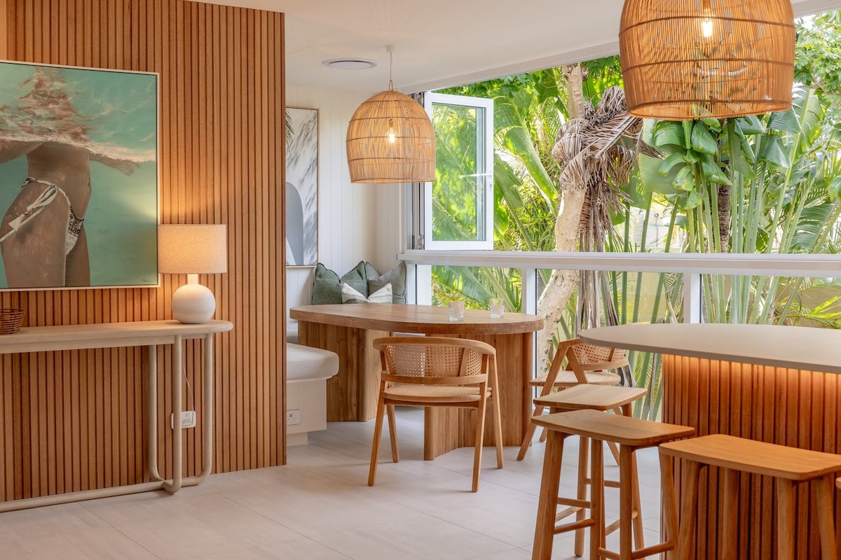 Palm Paradiso gallery image 2