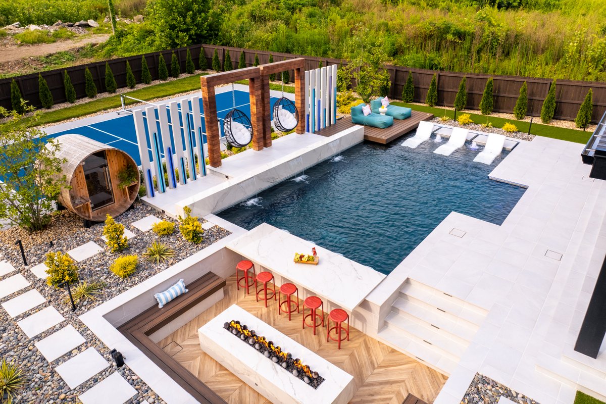 “The Art Haus” | Karaoke • Pool • Pickleball