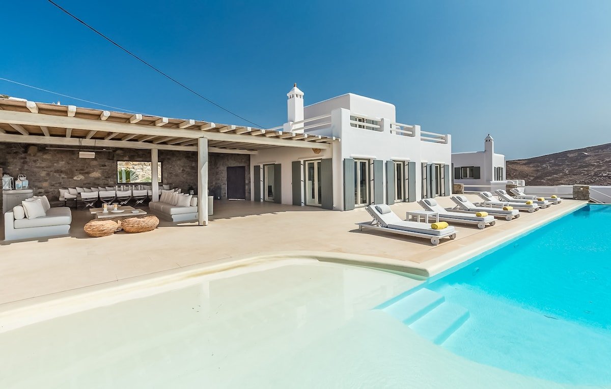 “Divina” by Aqualiving Villas