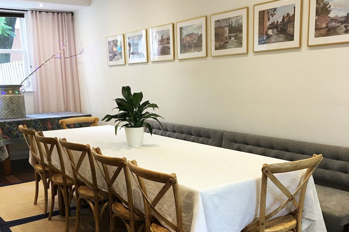 Downtown House 11 bed + 2 parking gallery image 3