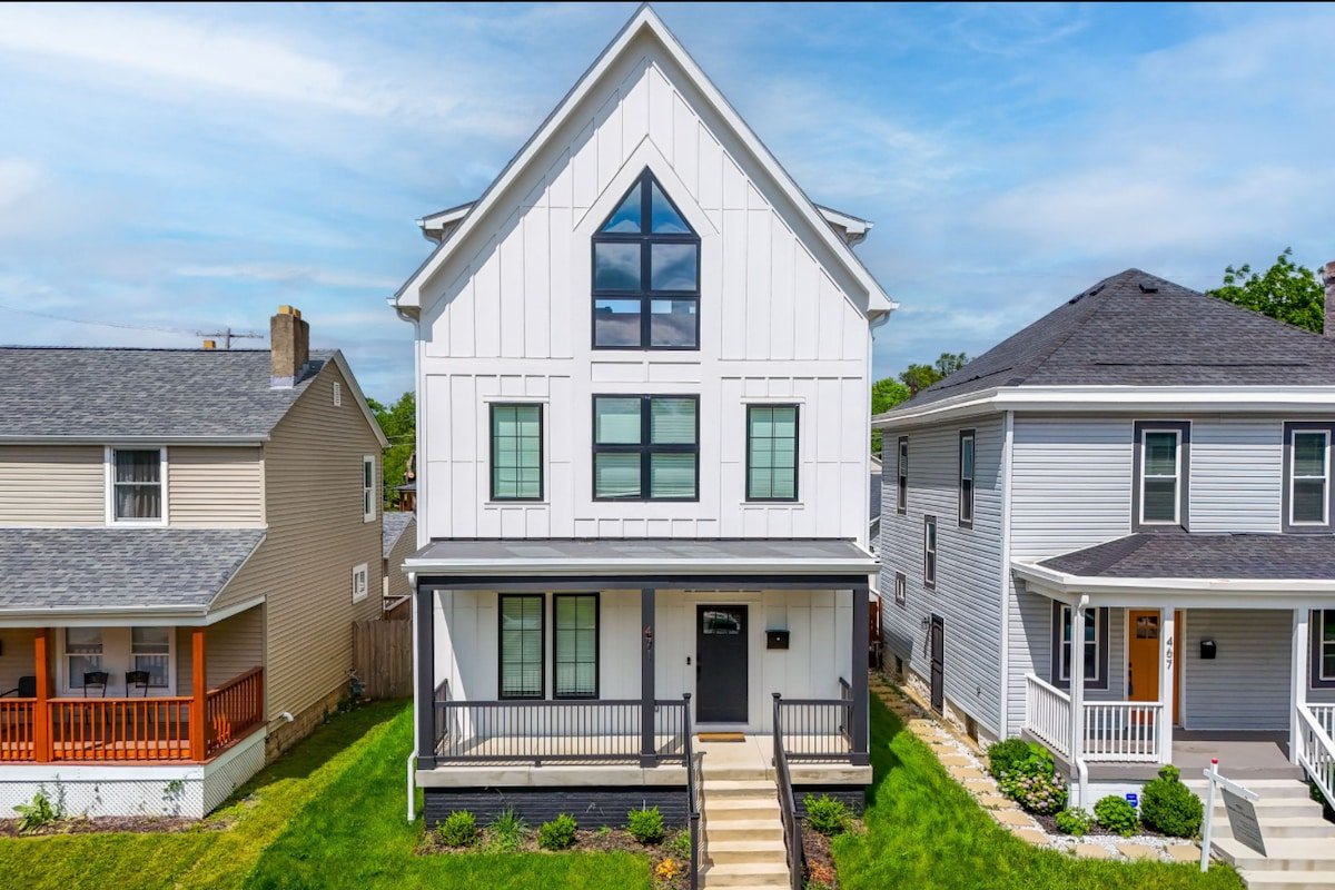 Amazing – Hot Tub, Private Garage, Tesla Charger gallery image 5