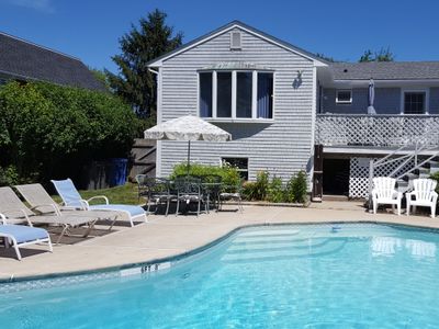 Private POOL, Central AC, Walk to beach, king MBR