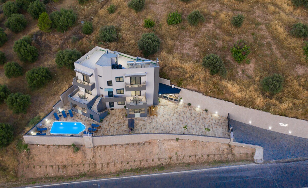 Elmaky Seaview 3floor Villa gallery image 2