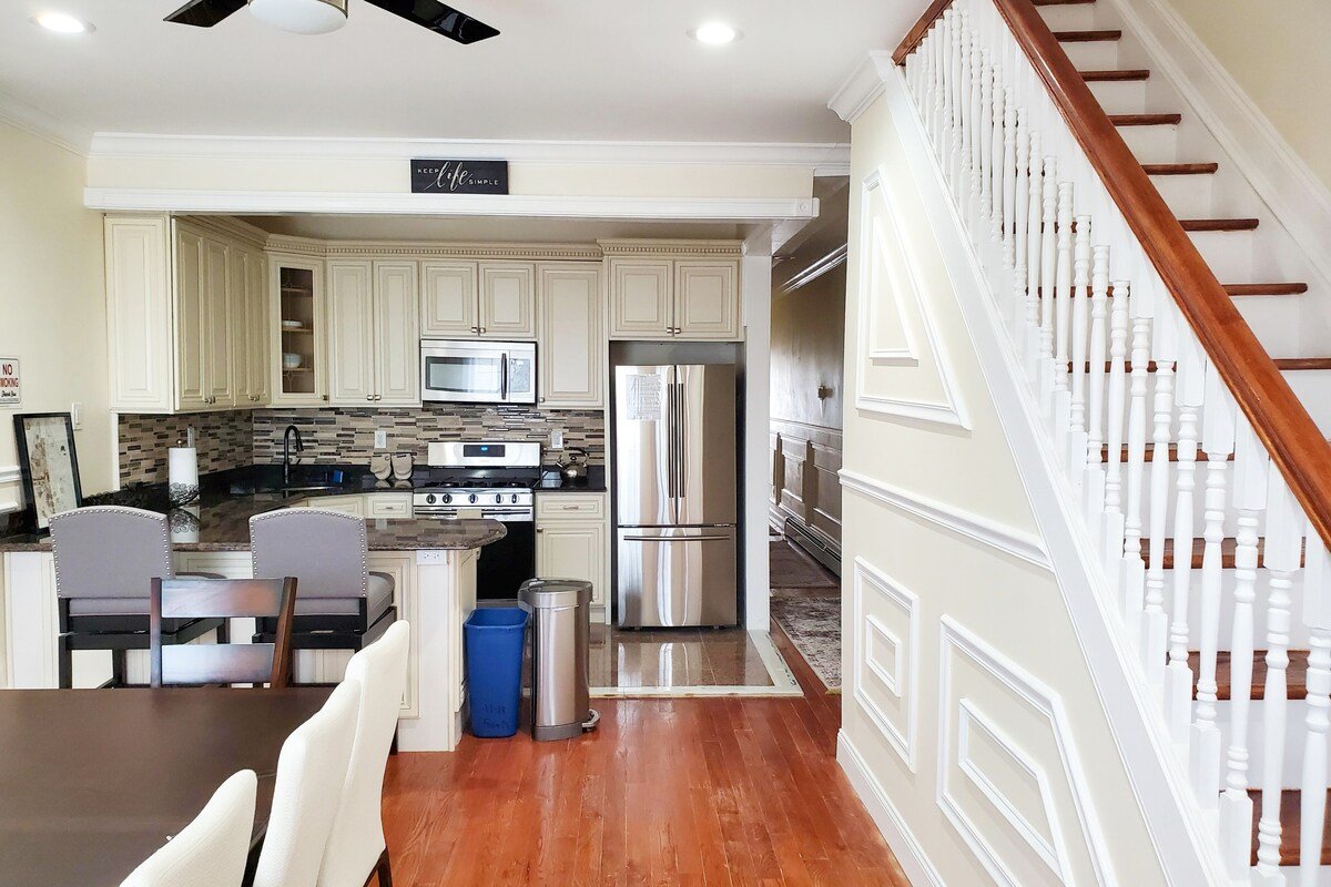 18-2 flr Duplex Comfortable Quality Cribs gallery image 4