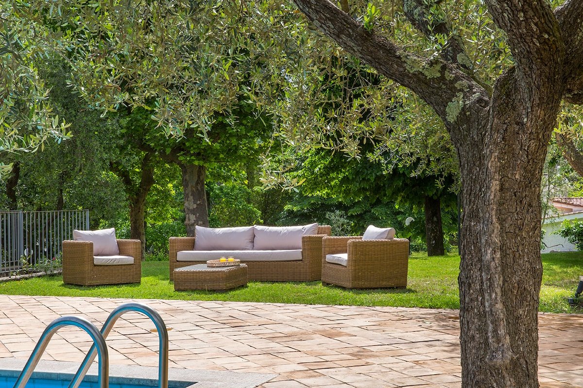 Rome, Villa Anna in the countryside private pool gallery image 5