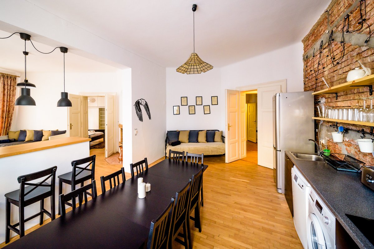 4BR+2.5BATH Amazing HARRY POTTER’S apt at OLD TOWN