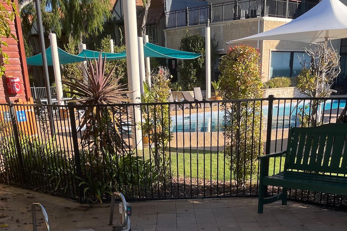 Sea Serenity 2 Luxury Beachfront Retreat gallery image 5