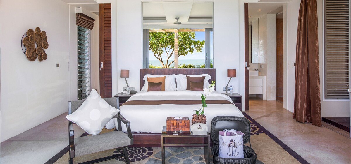 Sangsuri Villa 1: Chef, Full Service, Beachfront gallery image 2