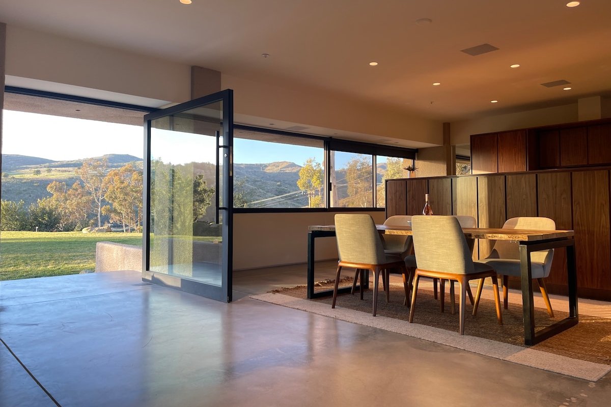 Encinal Mountain Malibu – Gated Retreat EV charger gallery image 4