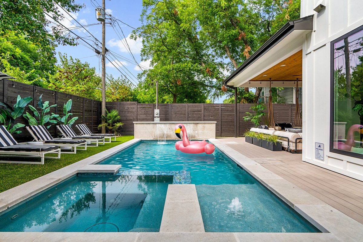 Luxury Oasis | Custom Built Home | Hot Tub + Pool