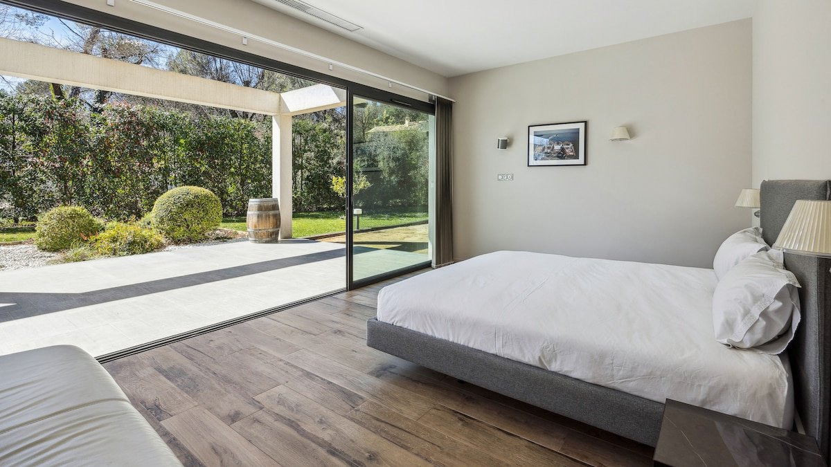 Magnifique villa contemporaine de 4 chambres gallery image 2