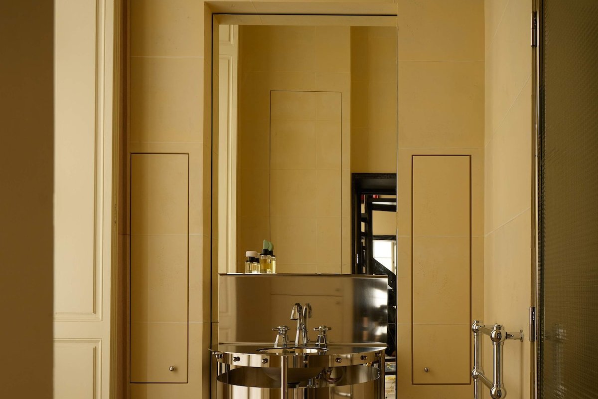 Pied A Terre Palais Royal gallery image 5