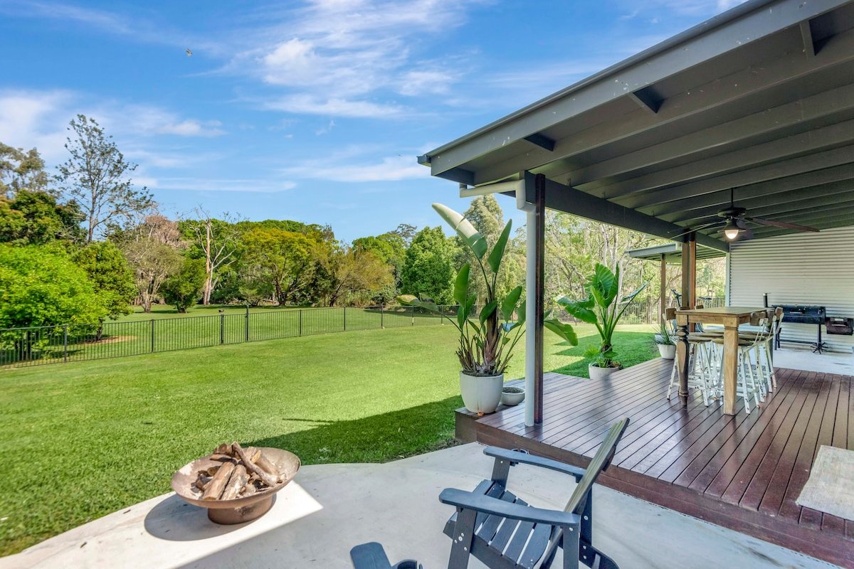 Lumeah by the Creek – HIRE ALL! gallery image 2