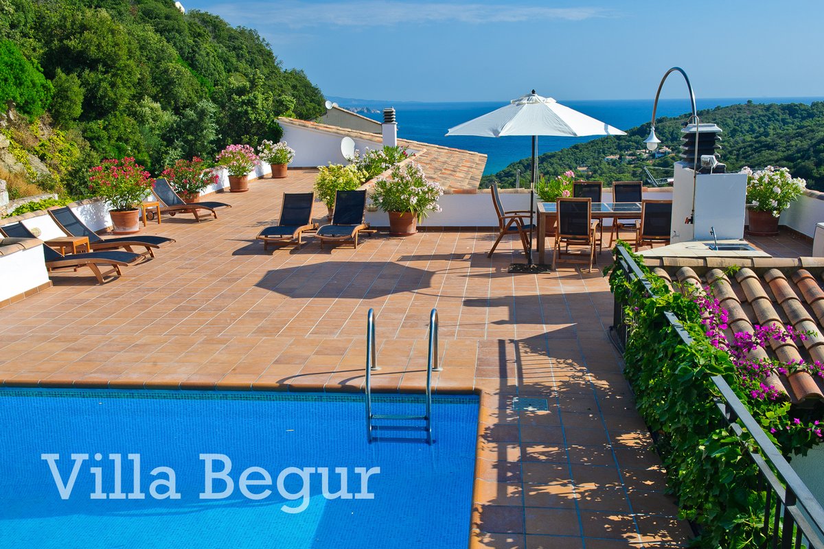Villa Begur, 6 bedrooms, own pool, amazing views